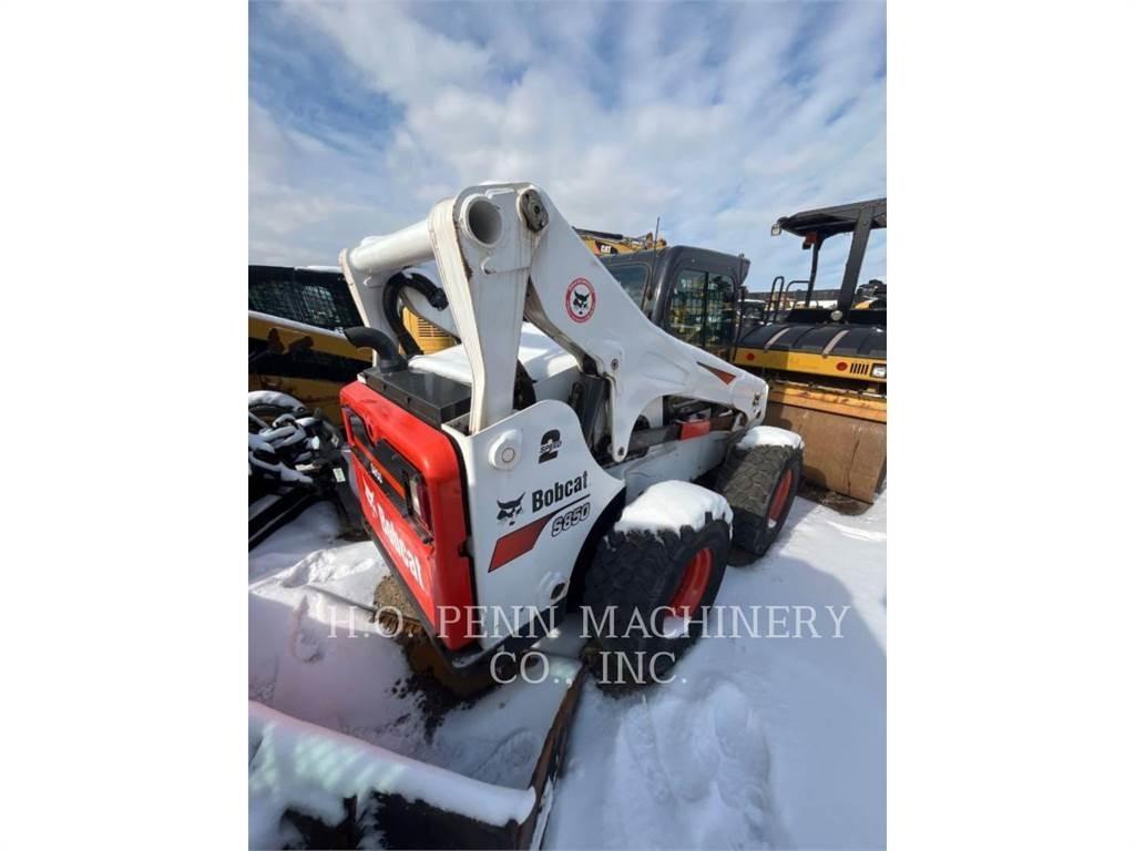 Bobcat S850 Smykem řízené nakladače
