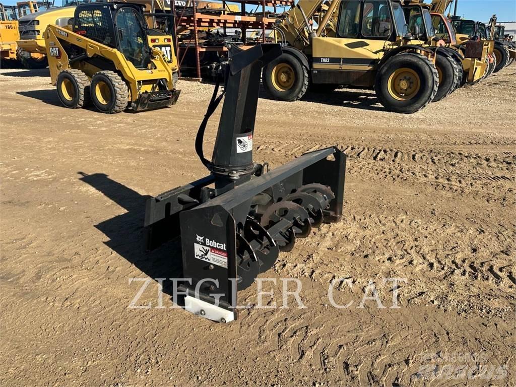 Bobcat SB200 Smykem řízené nakladače