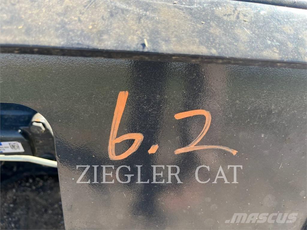 Bobcat SB200 Smykem řízené nakladače