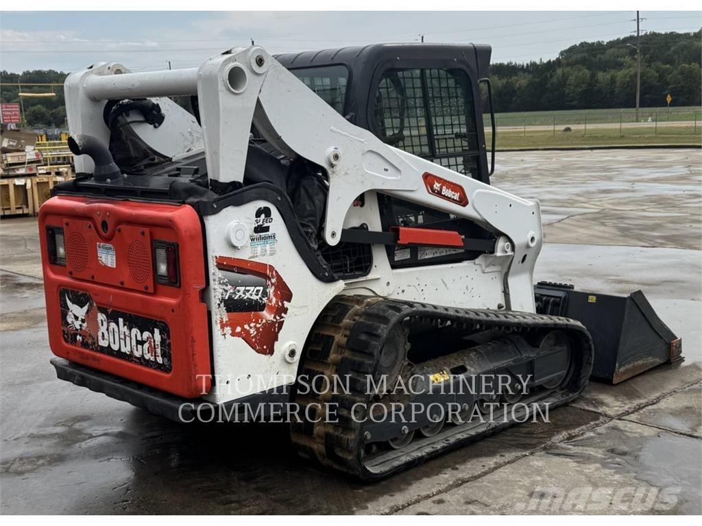 Bobcat T770 Smykem řízené nakladače