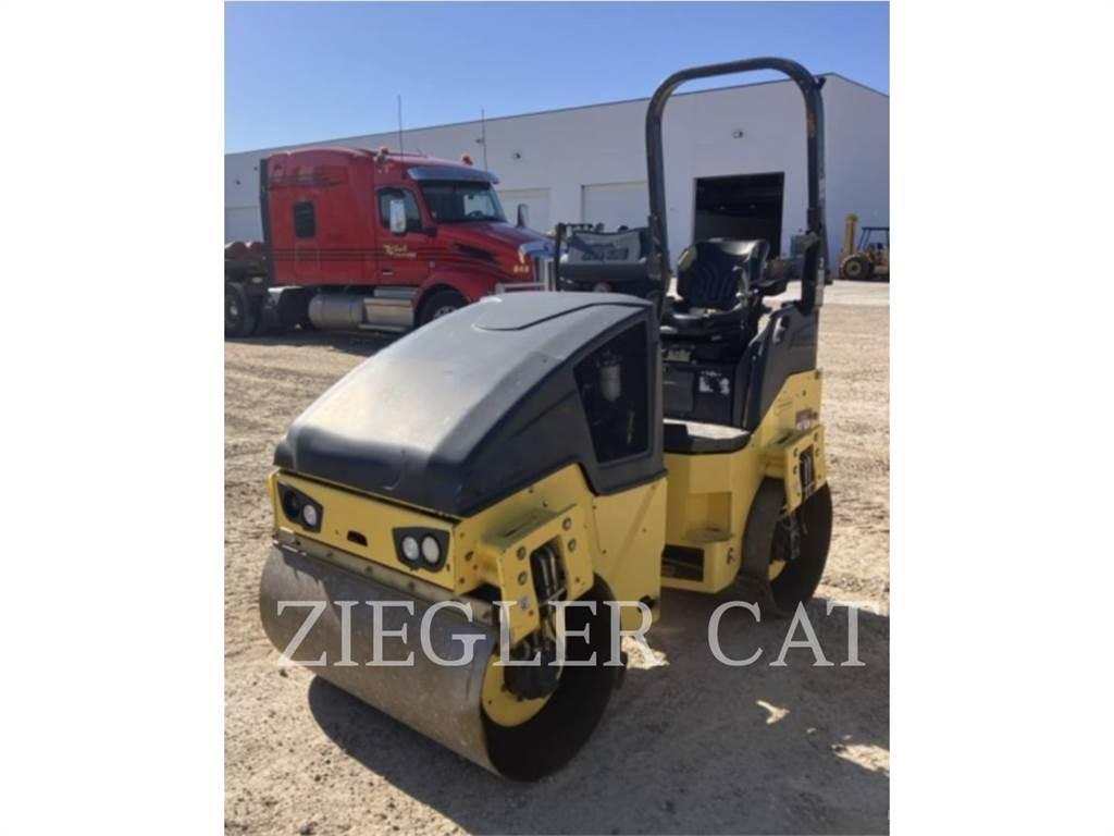Bomag BW120 Půdní kompaktory