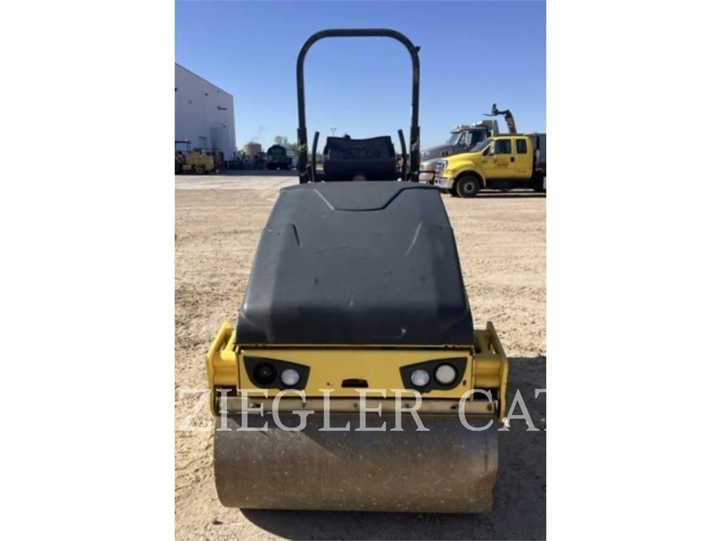 Bomag BW120 Půdní kompaktory