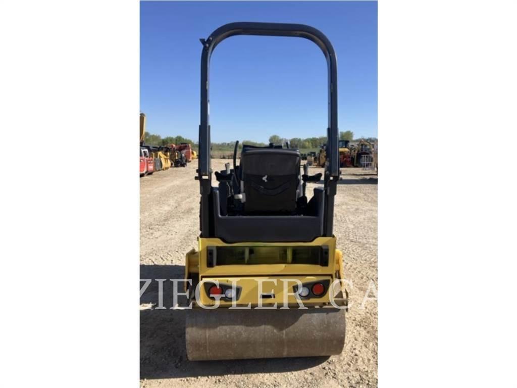 Bomag BW120 Půdní kompaktory