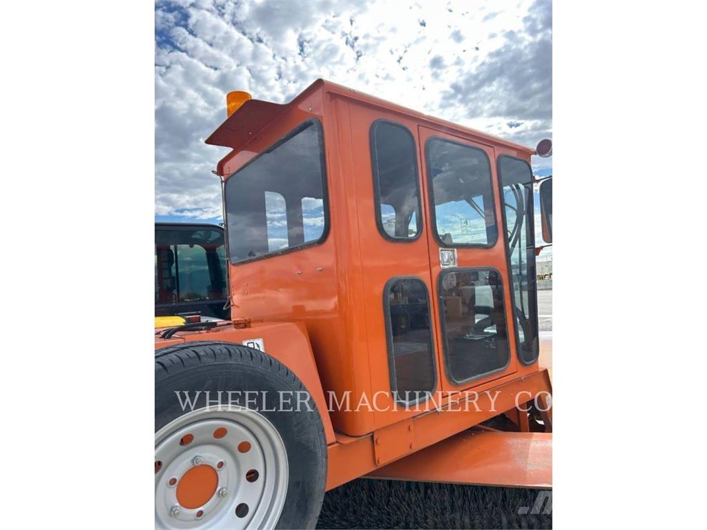 Broce BROOM 4 Zametací stroje