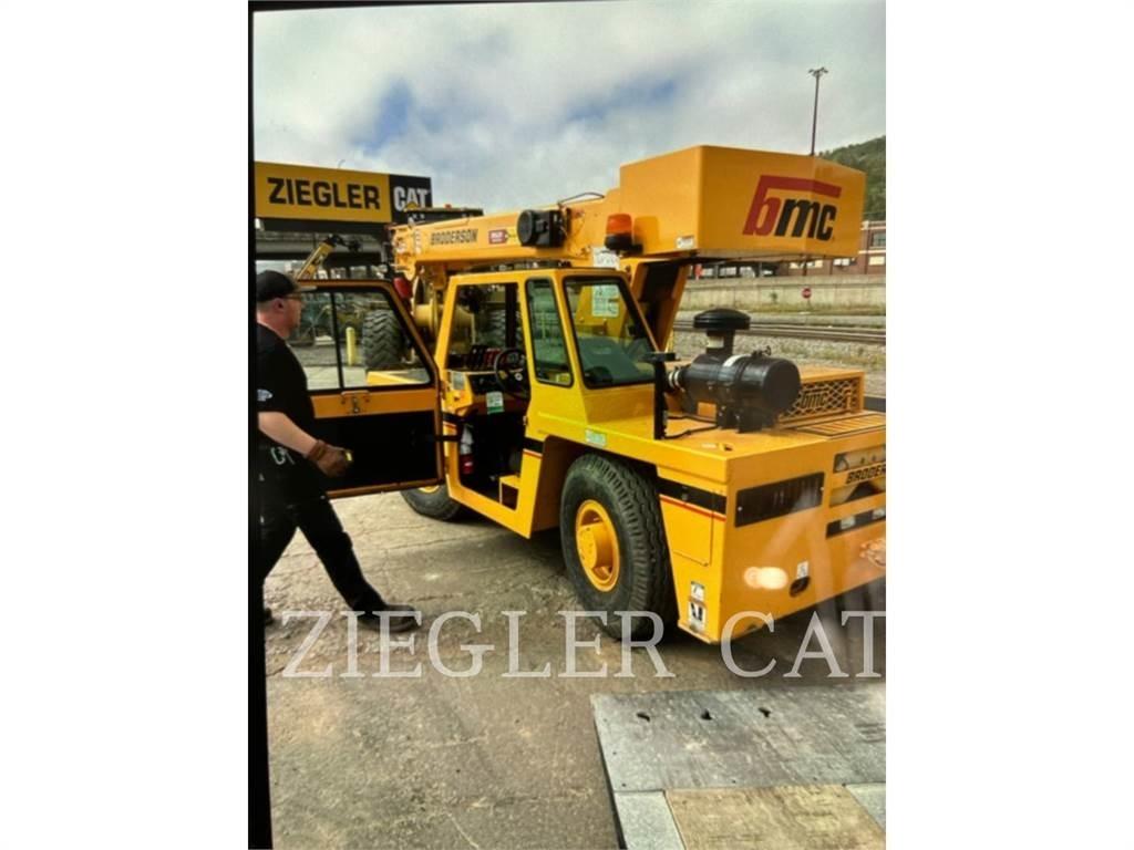 Broderson CRANE IC803J Univerzální terénní jeřáby