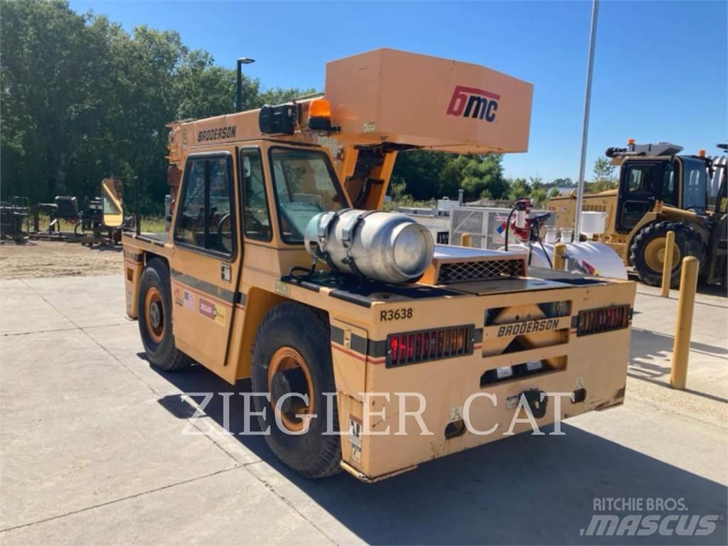 Broderson CRANE IC803J Univerzální terénní jeřáby