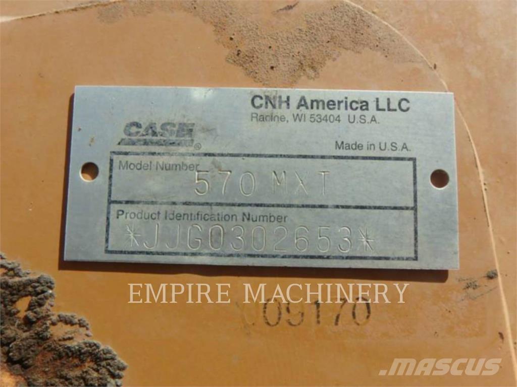 CASE 570LXT Kolové nakladače