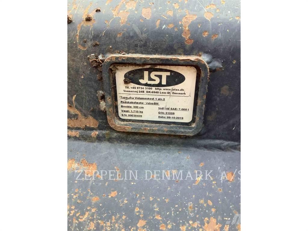 CASE 921G Kolové nakladače