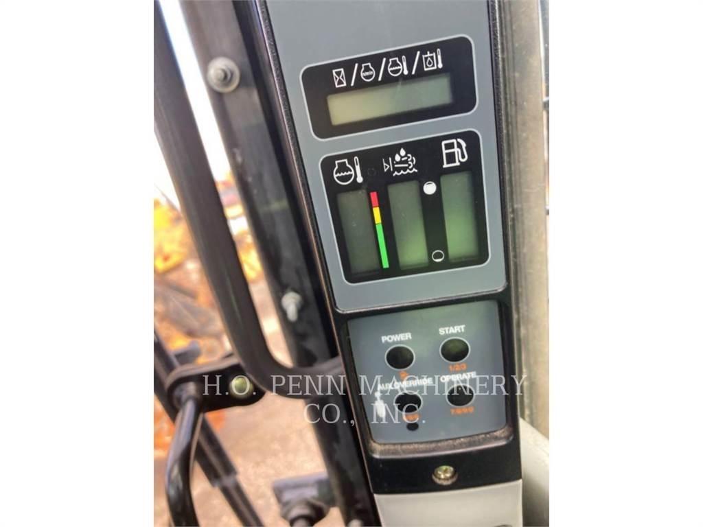 CASE TR340 Pásové nakladače