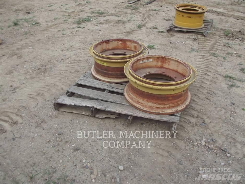 CAT 10.00X24 RIMS (2) Pneumatiky, kola a ráfky