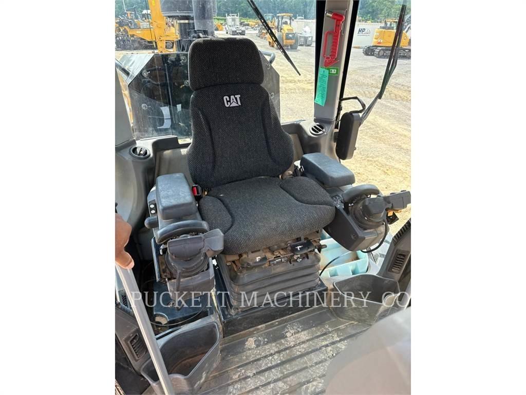 CAT 12 M3 Grejdry