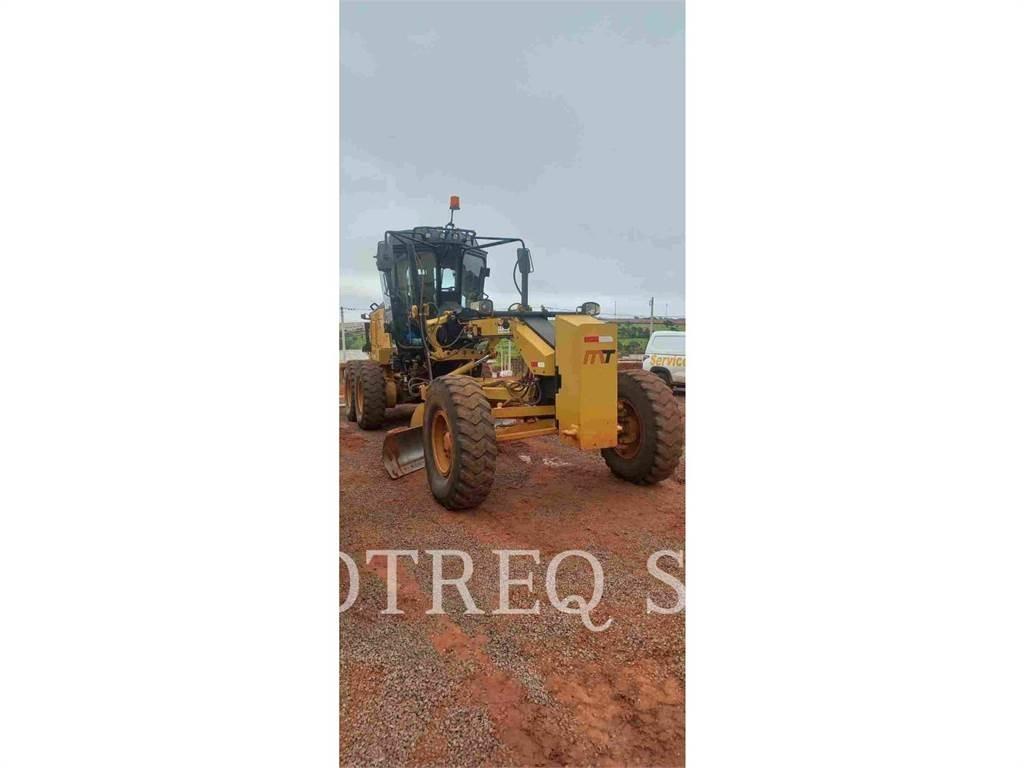 CAT 120 Grejdry
