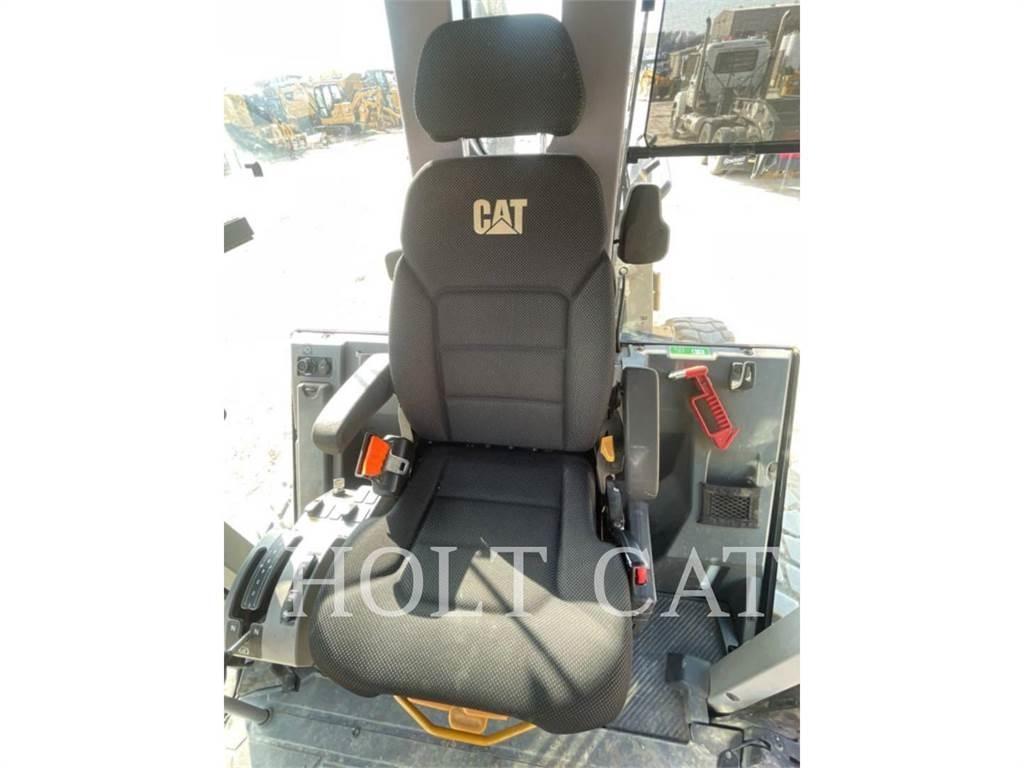 CAT 120 Grejdry