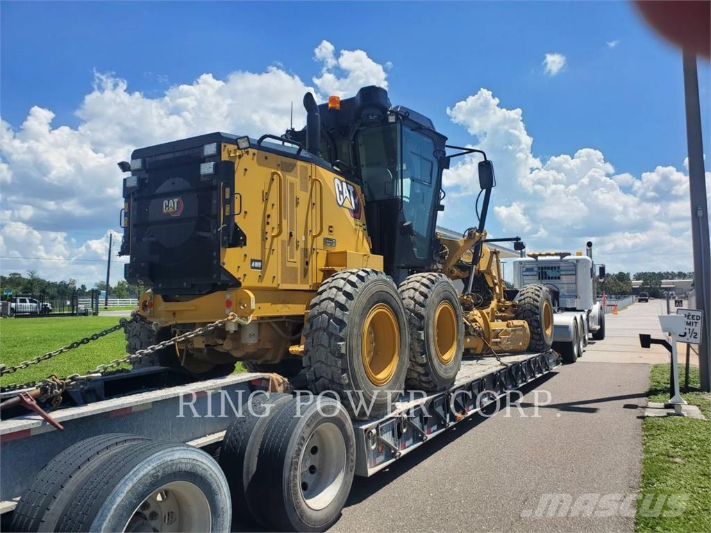 CAT 120 AWD CS Grejdry