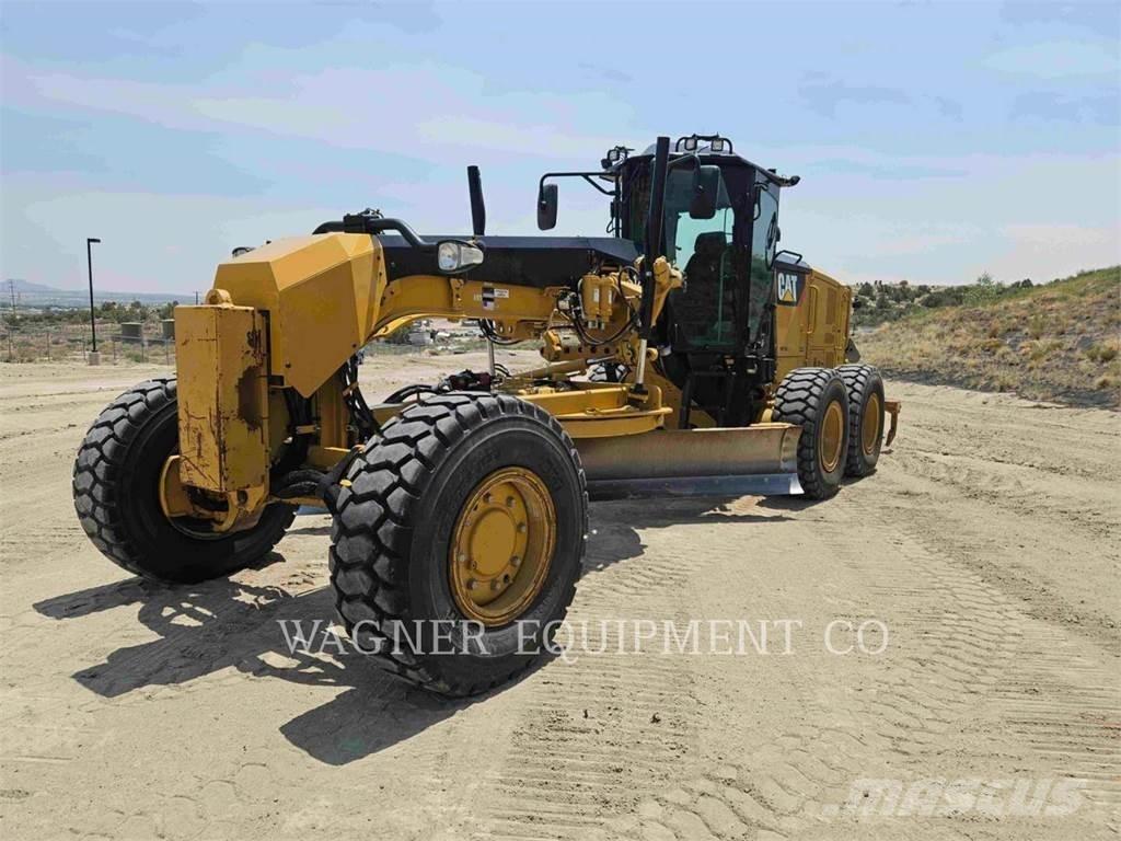 CAT 120M2 AWD Grejdry