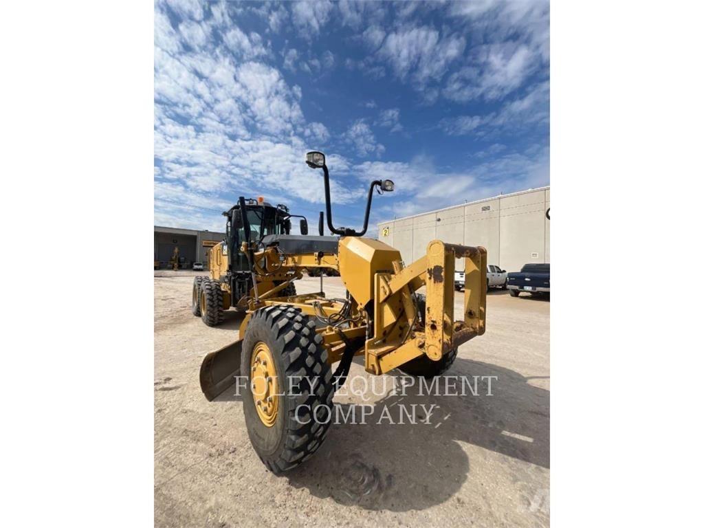 CAT 120M2AW Grejdry