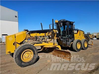 CAT 12M Grejdry