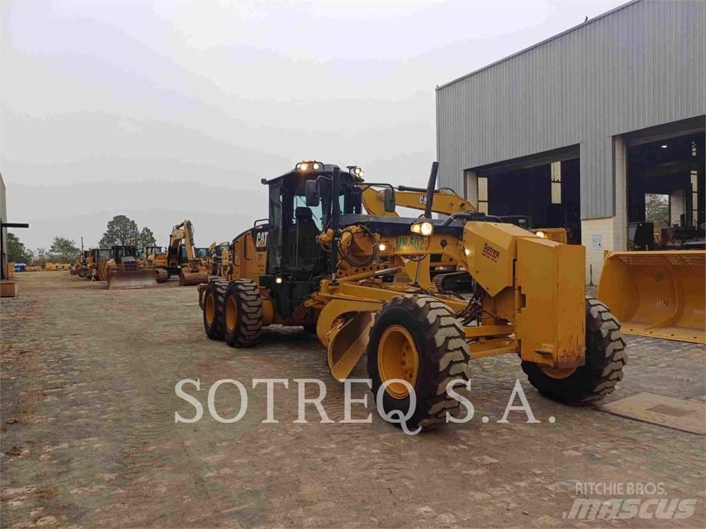 CAT 12M Grejdry