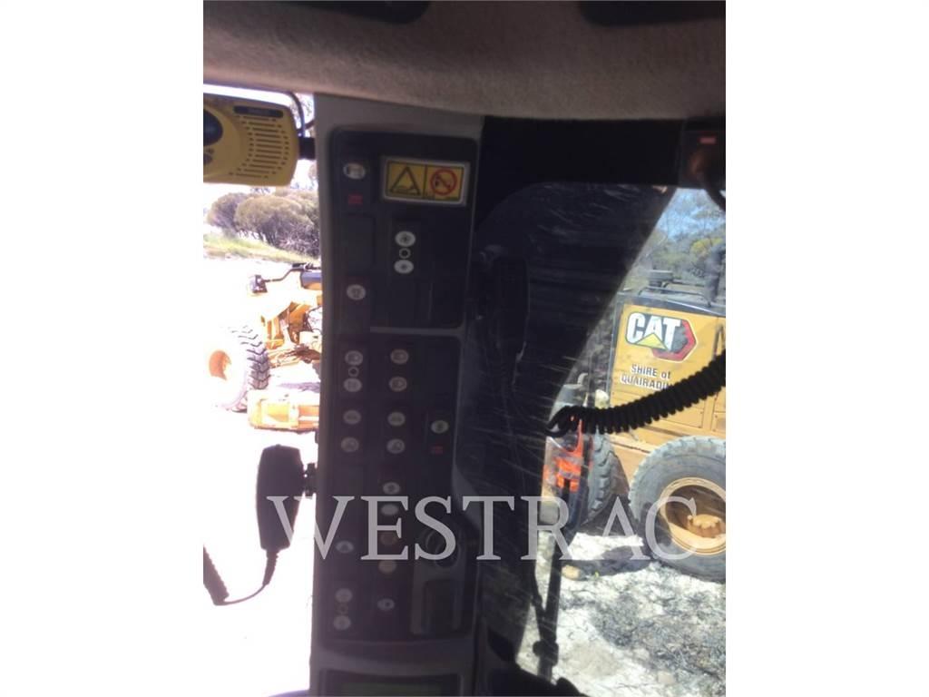 CAT 12M Grejdry