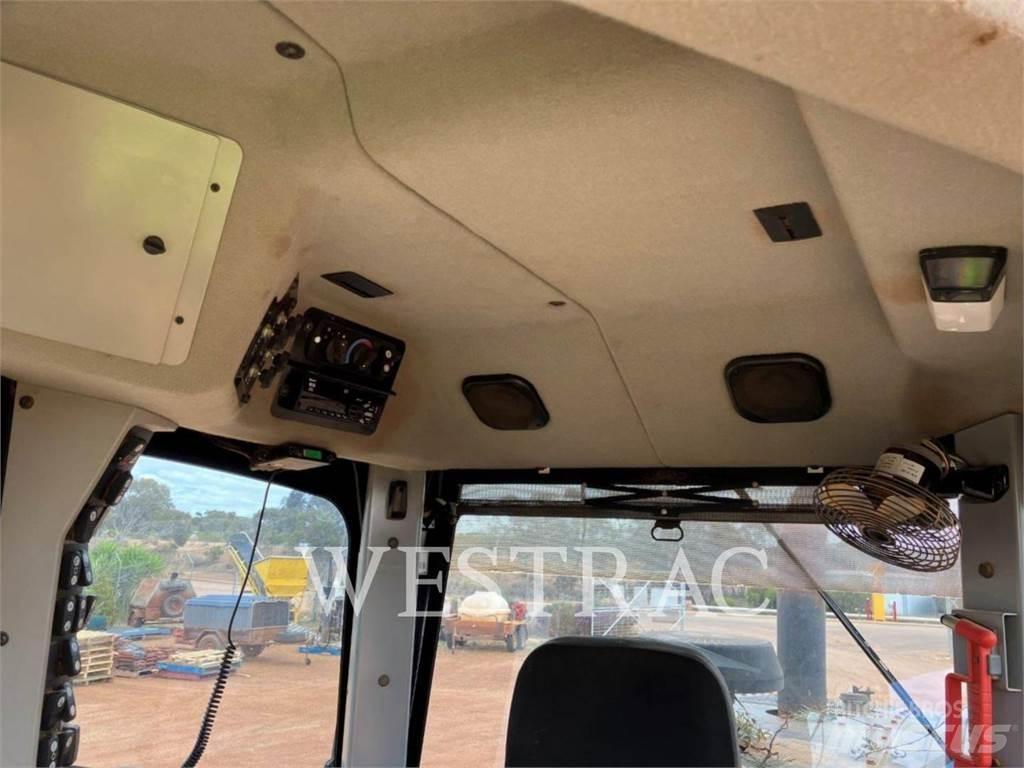 CAT 12M Grejdry
