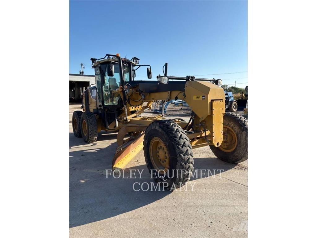 CAT 12M Grejdry