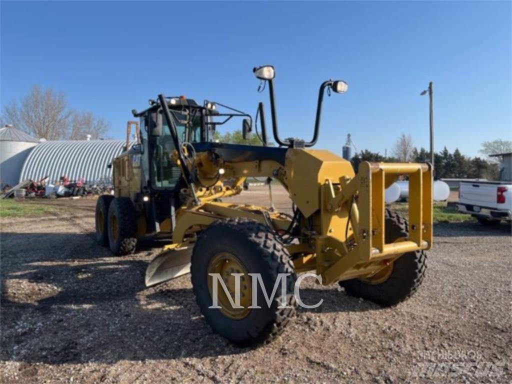CAT 12M2 Grejdry