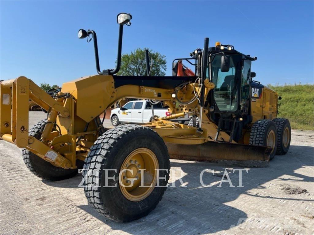 CAT 12M2 Grejdry