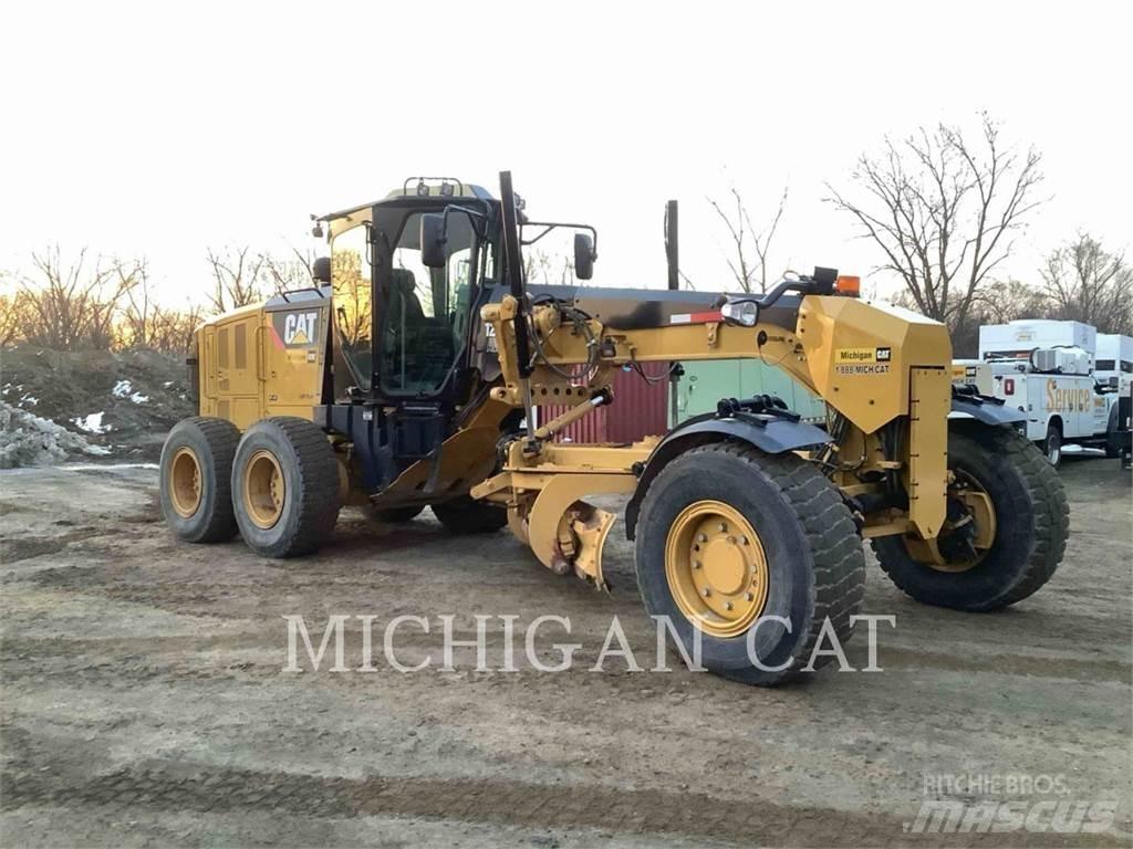 CAT 12M2 AWD Grejdry