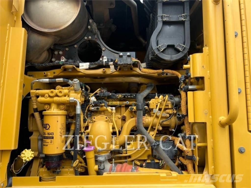CAT 12M2AWD Grejdry