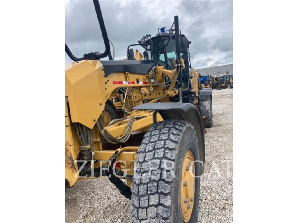 CAT 12M2AWD Grejdry