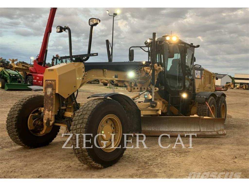 CAT 12M2AWD Grejdry