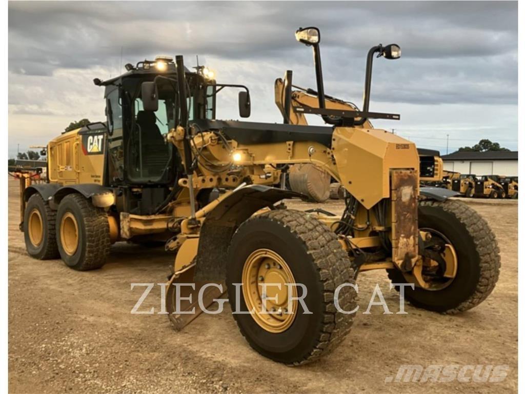CAT 12M2AWD Grejdry