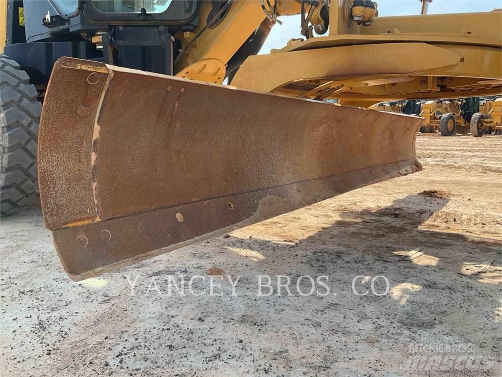 CAT 12M3 Grejdry