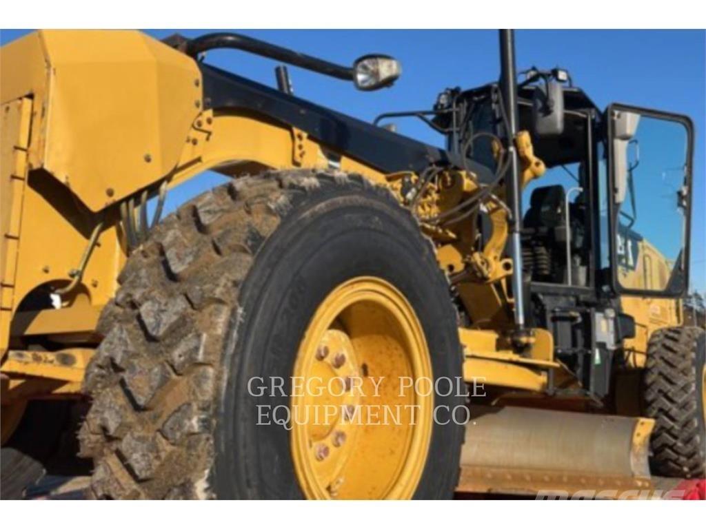 CAT 12M3 Grejdry