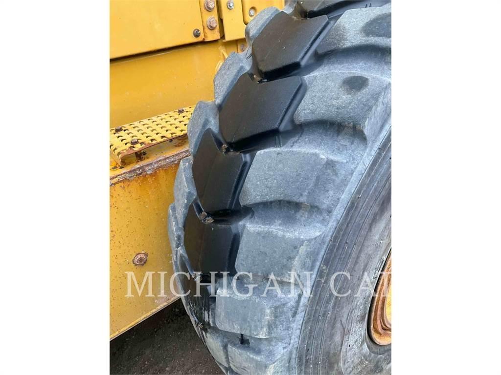 CAT 12M3 AWD Grejdry