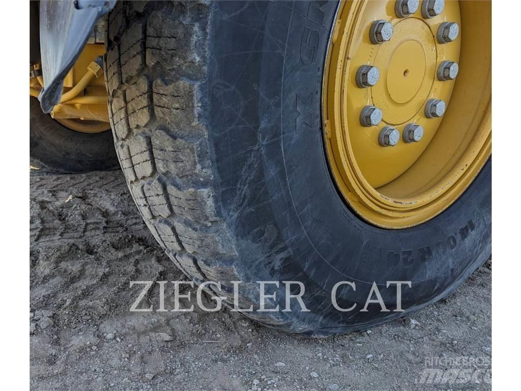 CAT 12M3AWD Grejdry
