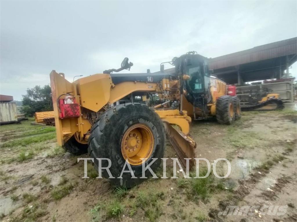 CAT 14-15 Grejdry