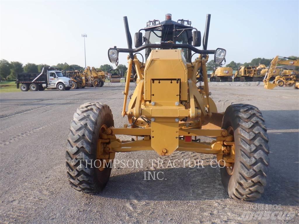 CAT 140 Grejdry
