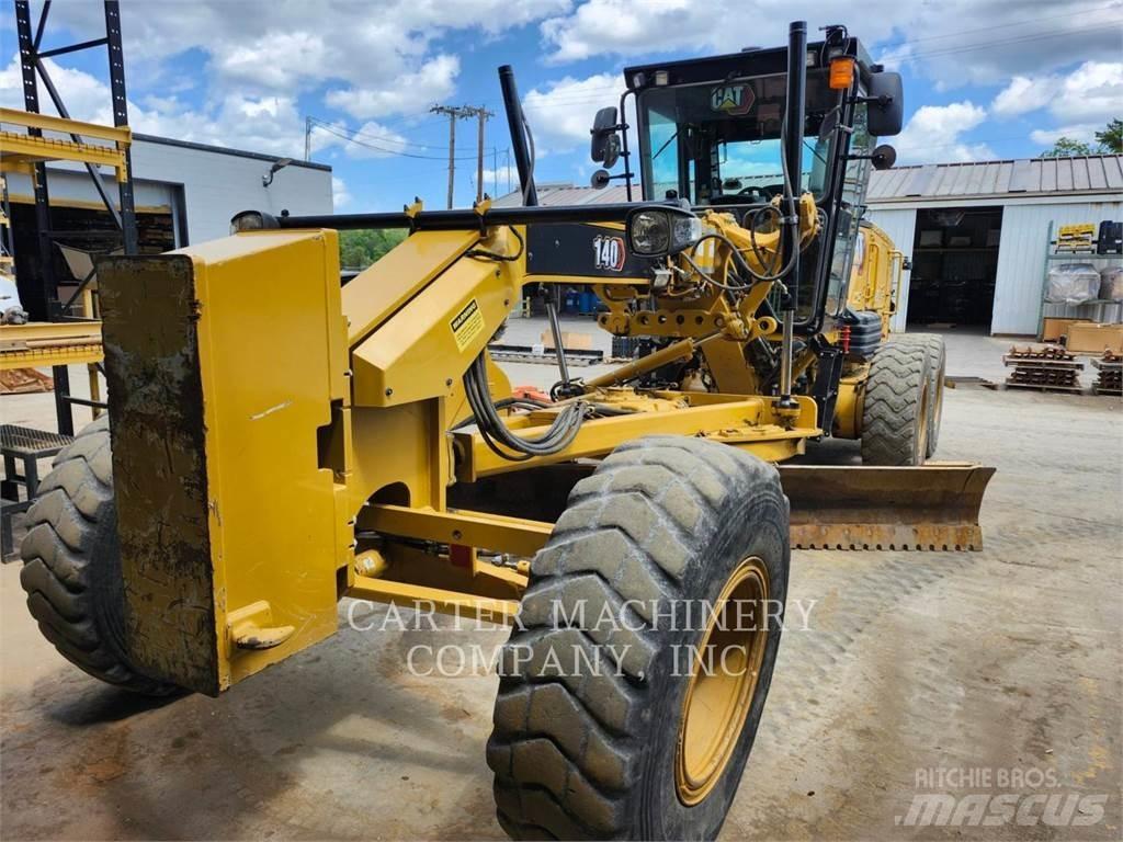 CAT 140 Grejdry