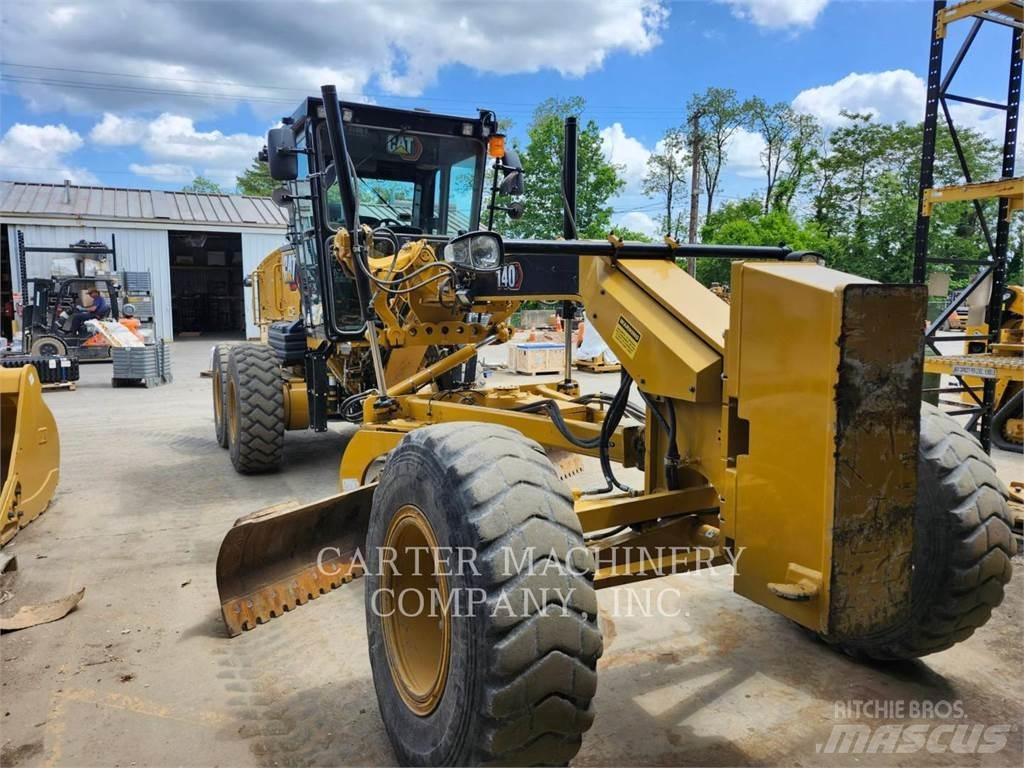 CAT 140 Grejdry