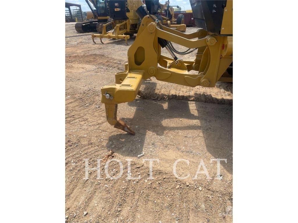 CAT 140 Grejdry
