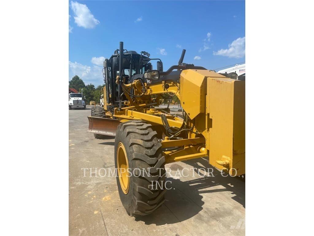 CAT 140 Grejdry