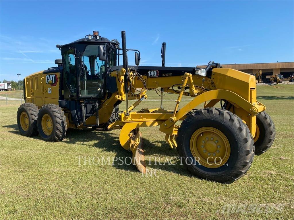 CAT 140 Grejdry