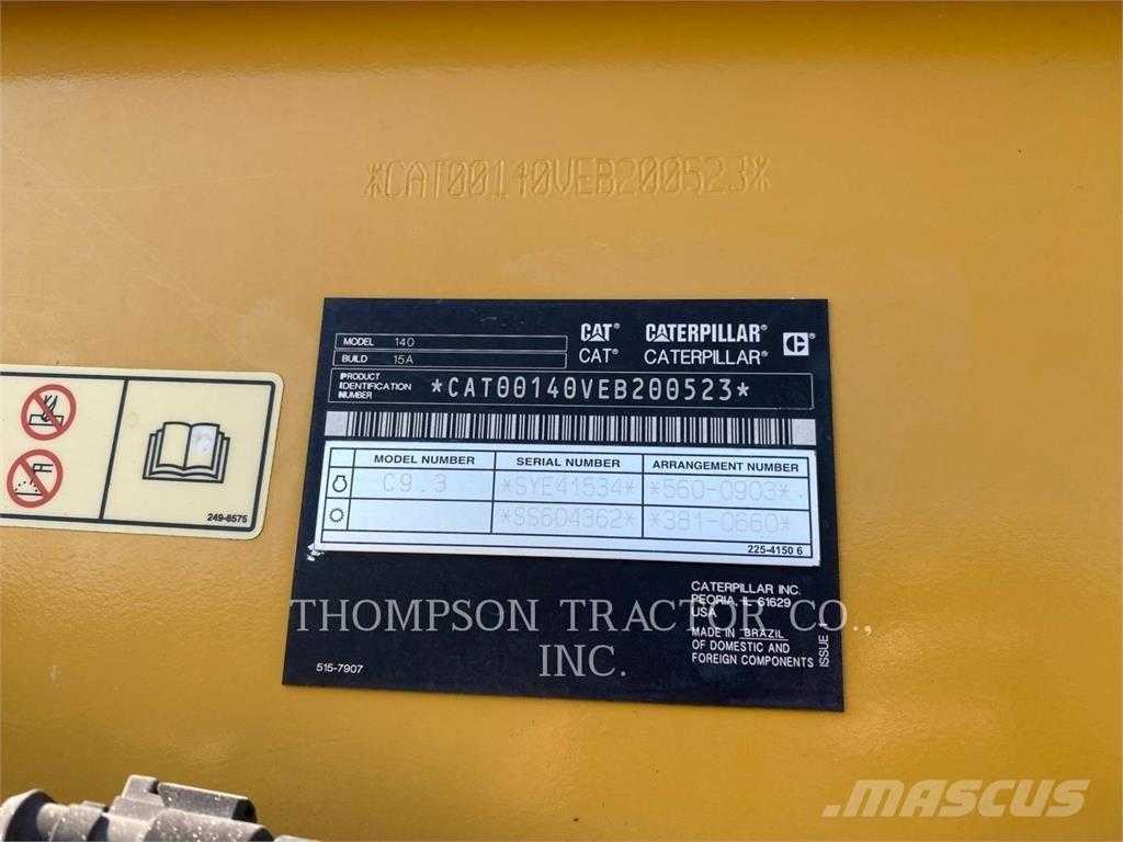 CAT 140 Grejdry