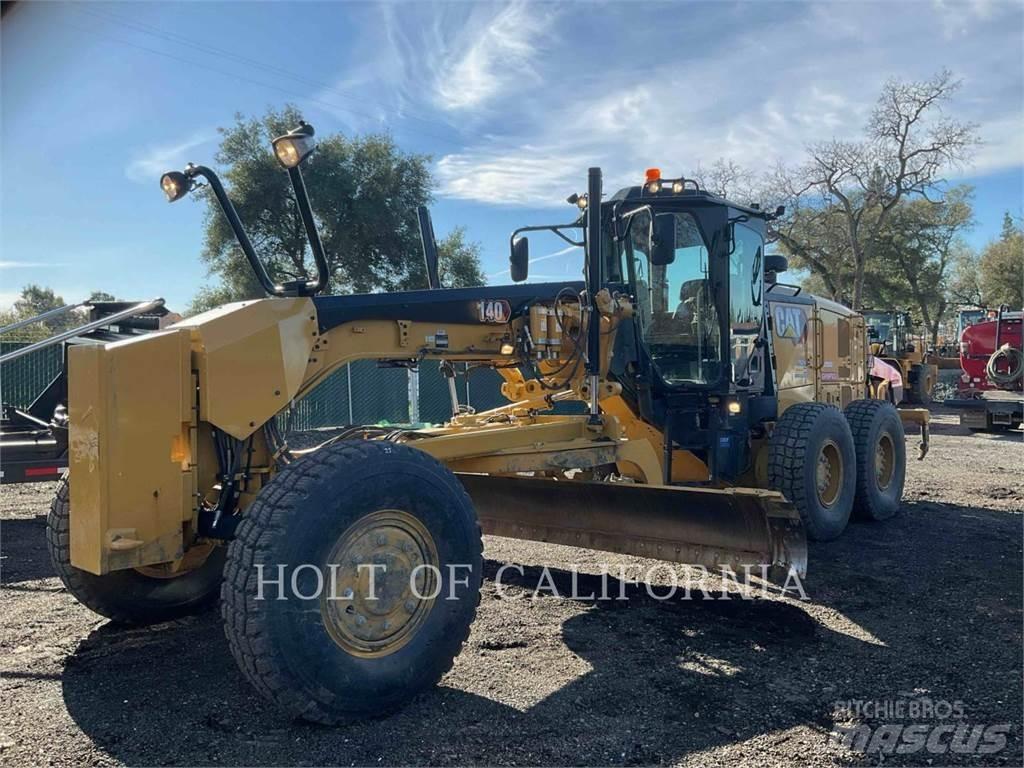 CAT 140 AWD Grejdry