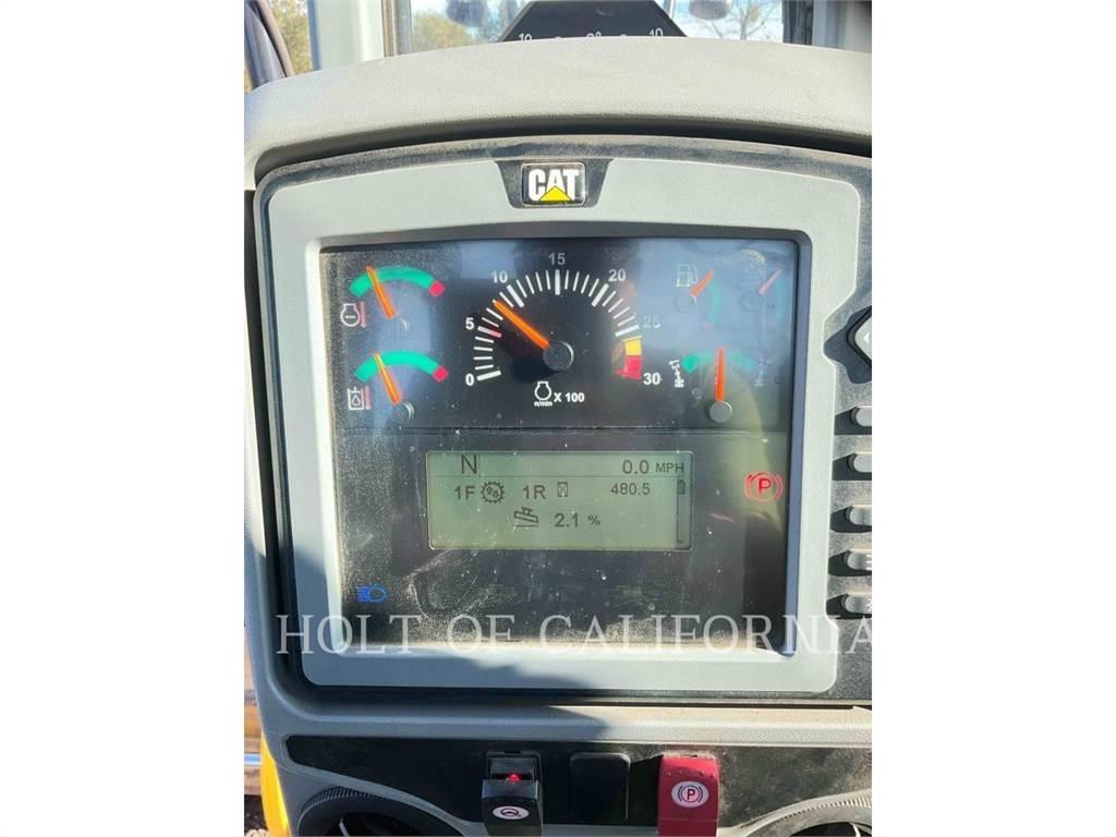 CAT 140 AWD Grejdry