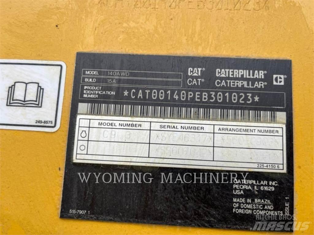CAT 140 AWD Grejdry