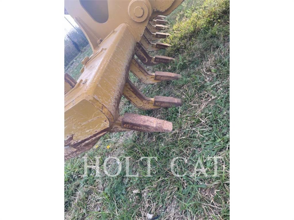 CAT 140 AWD Grejdry