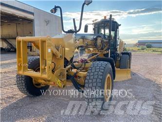 CAT 140 AWD Grejdry