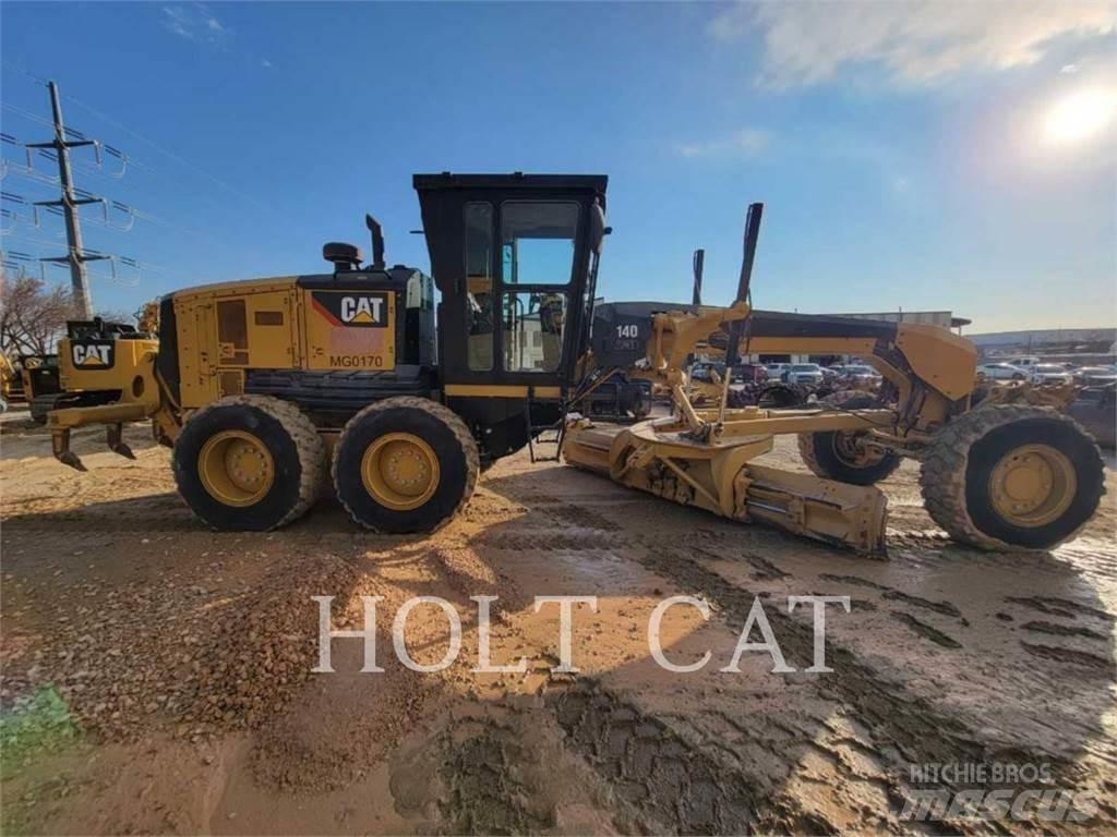 CAT 140 AWD Grejdry